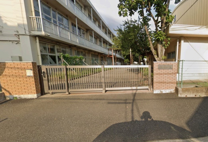 ���ӊ��@���w�Z 810m ��t�s���������w�Z