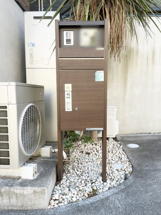 ���̑��@�\�D�E�C���^�[�z���E�|�X�g�E��z�a�n�w���ЂƂɏW��B�G���g�����X�ɂȂ��ރV���v���f�U�C���B