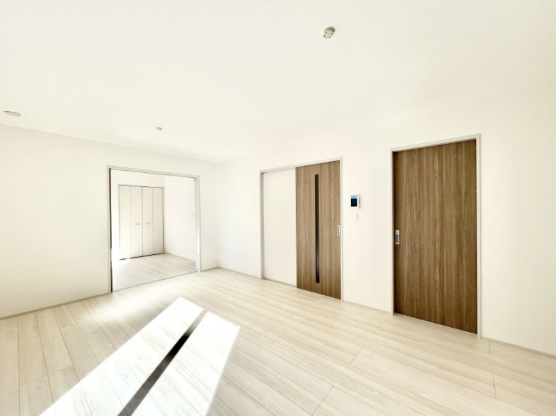 ���̑����ρ@�Ƒ������R�ƏW�܂�e���̃X�y�[�X�ɂȂ肻��