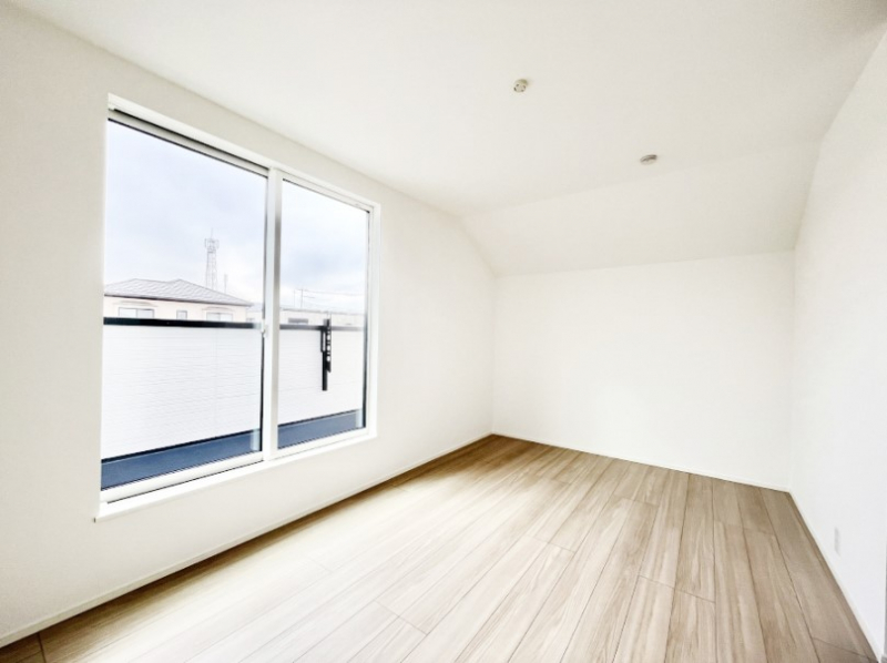 ���̑����ρ@���邢�o���R�j�[�T�C�h�ɗm����ݒu�B�ڊo�߂̗ǂ��Q���ɁB 