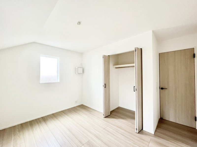 �q�������@�q�������ɂ��������߂Ȏ��[�X�y�[�X�����Ղ�̋���