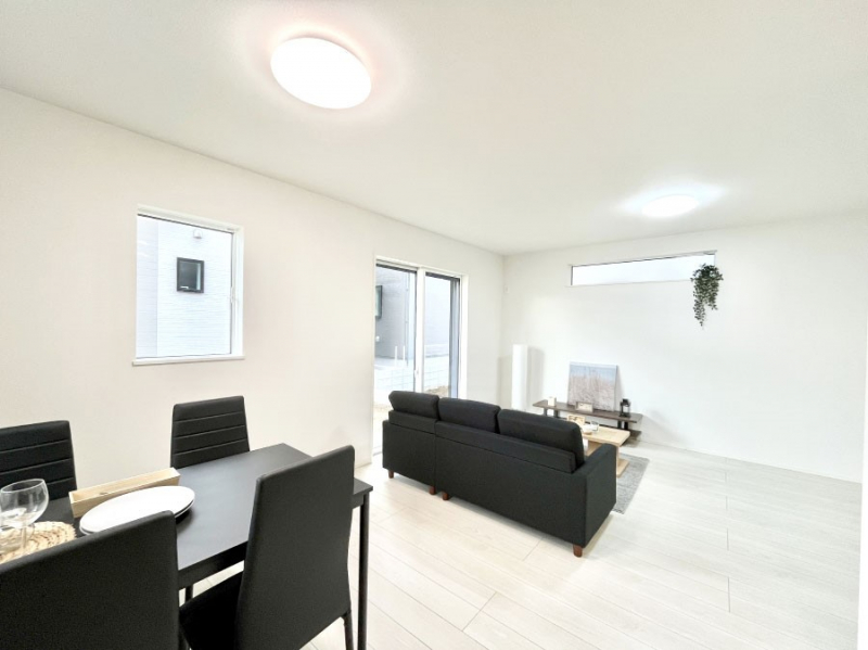 ���̑����ρ@���邢�z���������A�����̕��͋C�ɖ��������_�C�j���O�B   