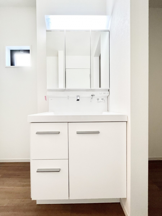 ���ʑ�E���ʏ��@���[�͂Ƌ@�\���ɗD�ꂽ���ʉ��ϑ�