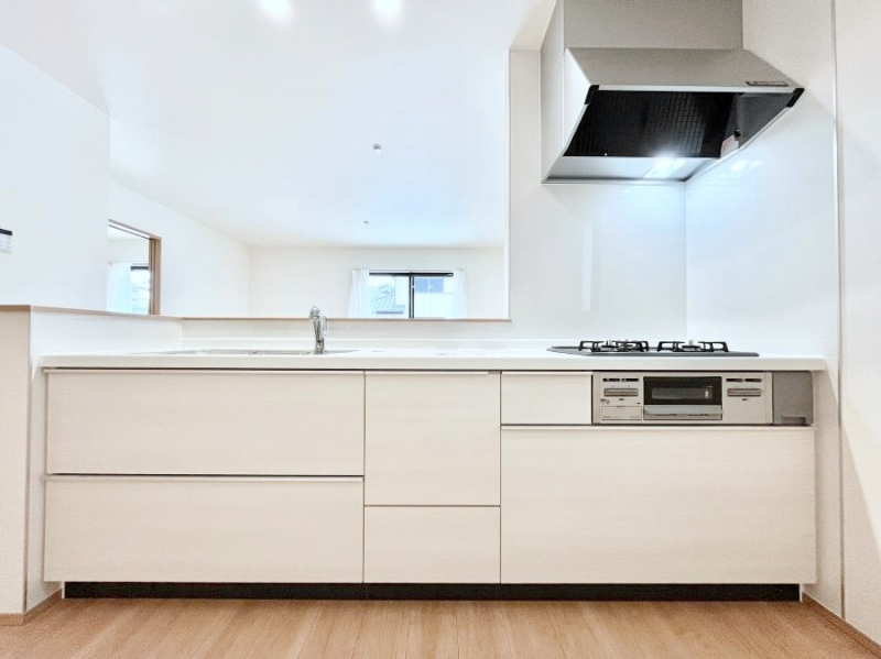 �L�b�`���@�������������I�ɁA�y�����I�V�X�e���L�b�`��  