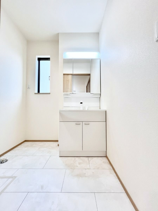 ���ʑ�E���ʏ��@�������̂�����K��Ԃł��B�����̐g�x�x���C�����ǂ����g�������܂��B 