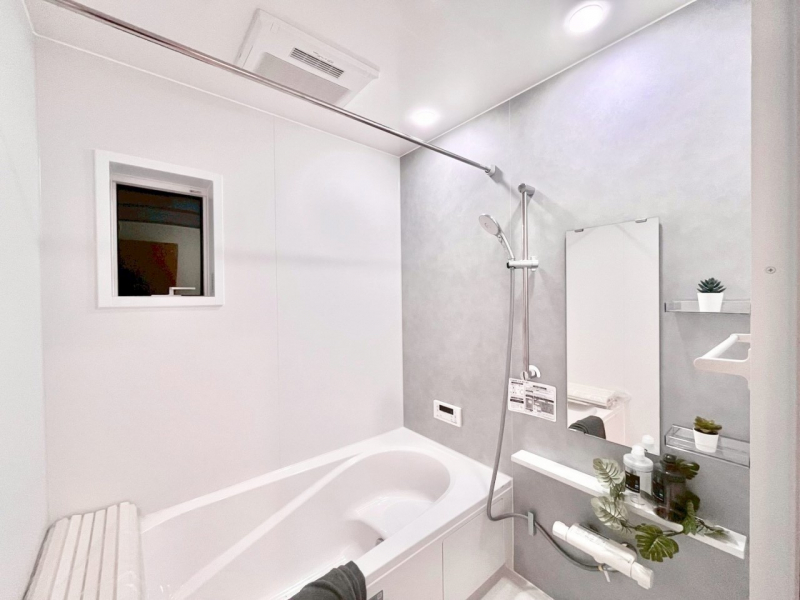 �����@����̔�������Ă���閾�邢�������̂���o�X���[��  