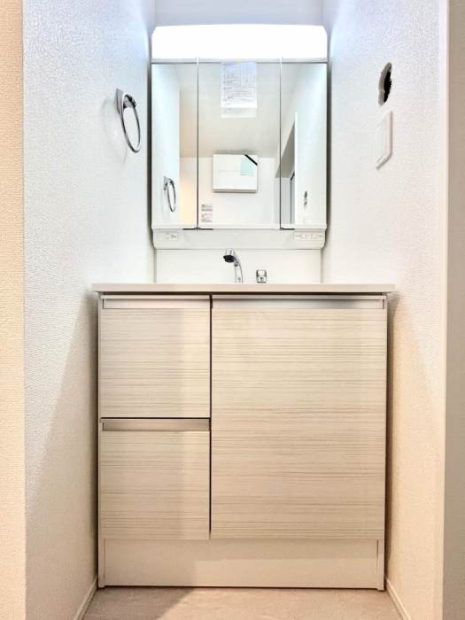 ���ʑ�E���ʏ��@�傫�����₷���O�ʋ��Ő�����������ʑ�́A�g�����Ȃ݃`�F�b�N�┧�̂������ɂ������߂ł��B 