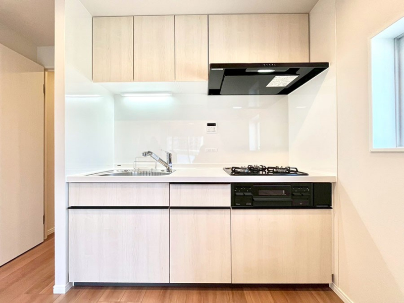 �L�b�`���@�������̂������ŉƑ��̏Ί炪�L����܂��I