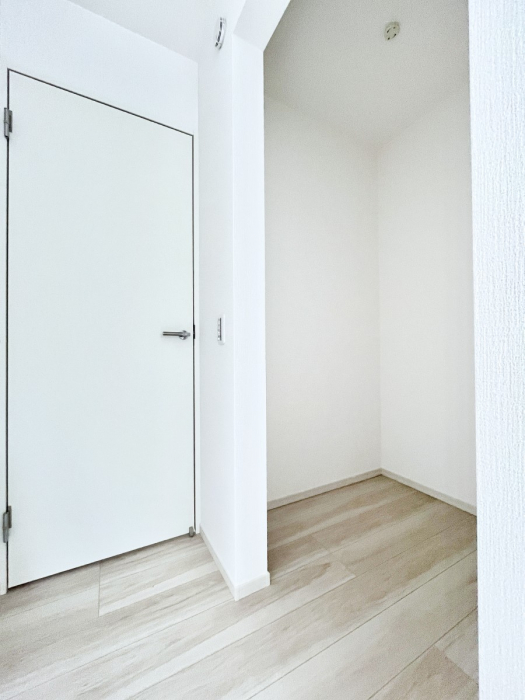 ���̑��@�����̕��I�т��y�����Ȃ�E�H�[�N�C���N���[�[�b�g���S�����ɂ��Ă��܂��B