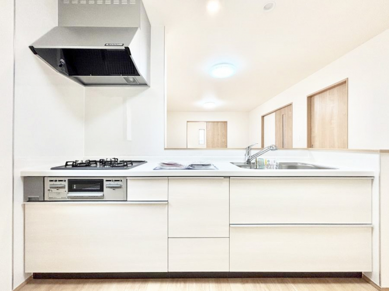 �L�b�`���@�������������I�ɁA�y�����I�V�X�e���L�b�`��  