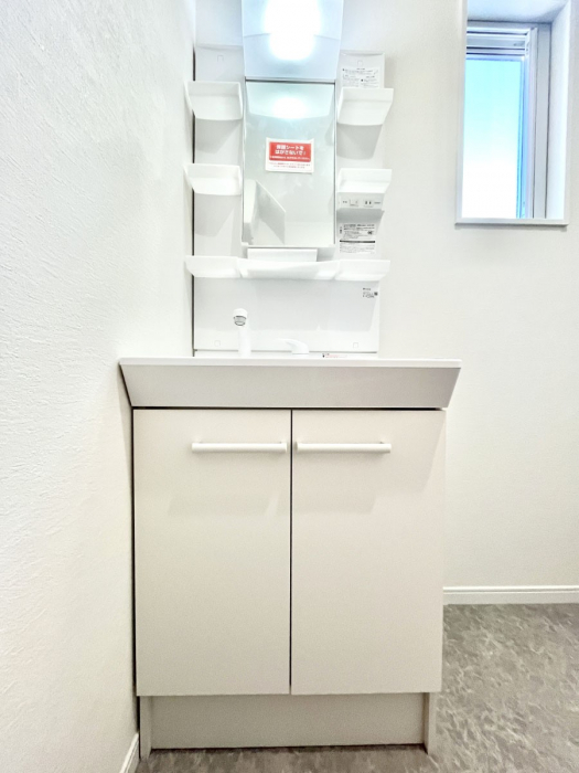 ���ʑ�E���ʏ��@���[�͂Ƌ@�\���ɗD�ꂽ���ʉ��ϑ�  