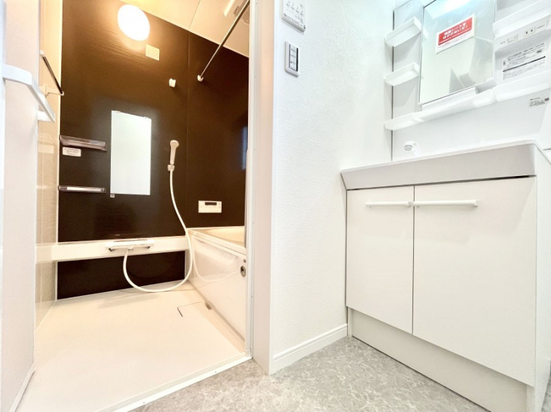 ���̑��@�������̂�����K��Ԃł��B�����̐g�x�x���C�����ǂ����g�������܂��B 