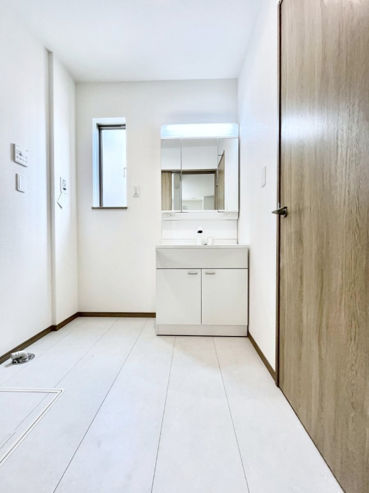 ���ʑ�E���ʏ��@���邢���ʏ��͖����̐g�x�x���y�����ł����Ⴂ�����ł��B