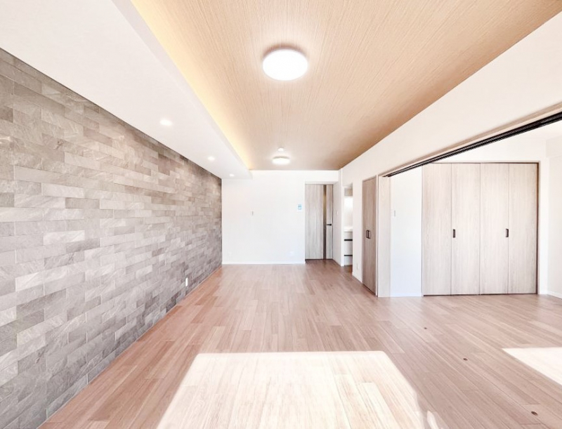 ���r���O�@�A�N�Z���g�N���X���I�V�����I�������̎��Ԃ��[���������ȃ��r���O�_�C�j���O�B