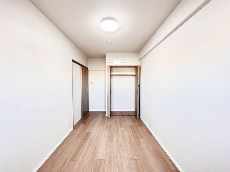 �Q���@�g���₷���`�Ńx�b�g��Ƌ�̒u�����ɂ����邱�Ƃ�����܂���B   