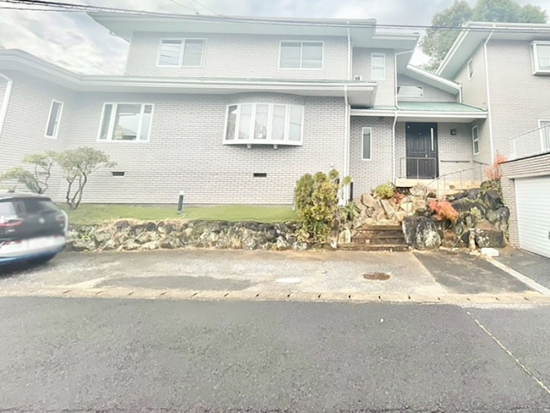 �@�����Ɍ������Ȃ����ԃX�y�[�X�B