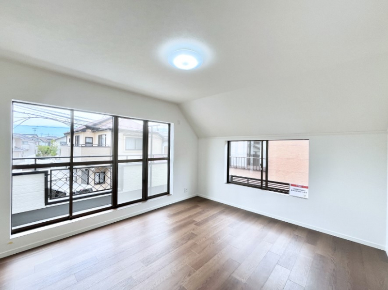 �Q���@���邢�o���R�j�[�T�C�h�ɗm����ݒu�B�ڊo�߂̗ǂ��Q���ɁB 