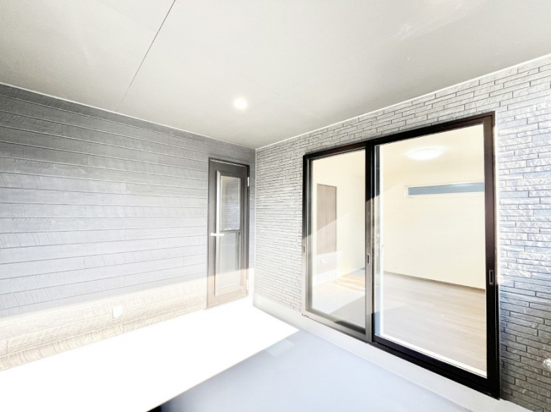 �o���R�j�[�@�}�Ȃ��V�C�̕ω��ɂ����S�ȃC���i�[�o���R�j�[