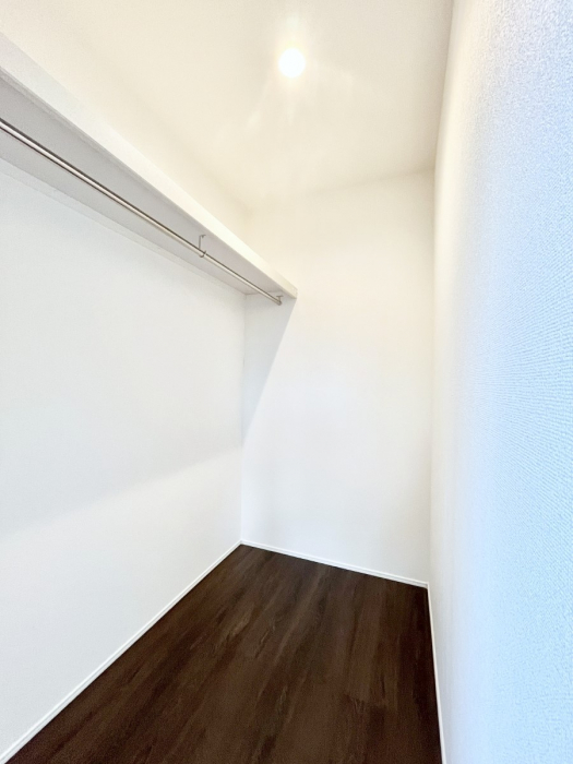 ���̑��@�ߗނ��n���K�[�Ɋ|�����܂܎��[�ł���WIC�B�ߗނ̐������ڂ����₷���ĕ֗��ł��I