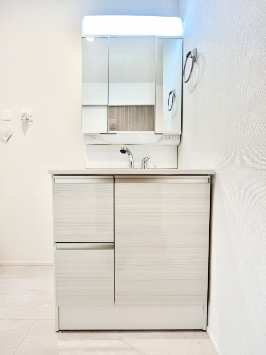 ���ʑ�E���ʏ��@���[�͂Ƌ@�\���ɗD�ꂽ���ʉ��ϑ�