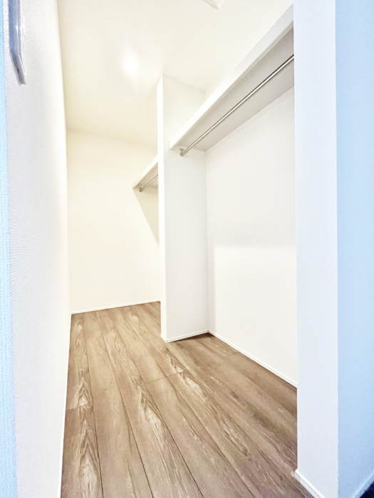 ���̑��@�ߗނ��n���K�[�Ɋ|�����܂܎��[�ł���WIC�B�ߗނ̐������ڂ����₷���ĕ֗��ł��I