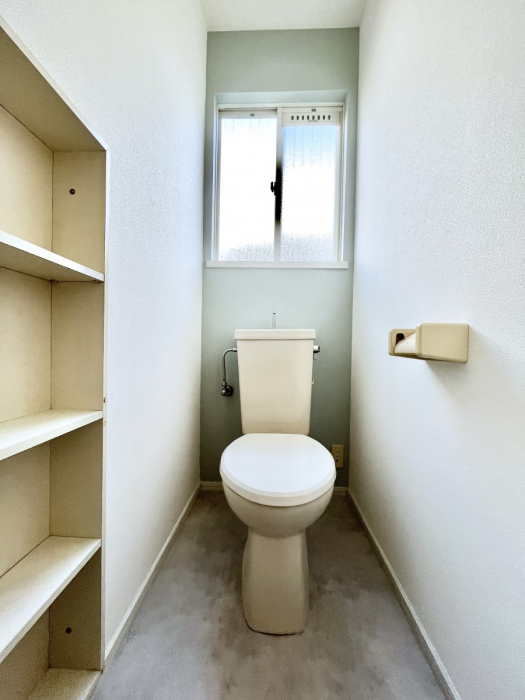 �g�C���@�g�C����1�K��2�K���ꂼ��ɔz�u����Ă��ĂƂĂ��֗��ł��B 