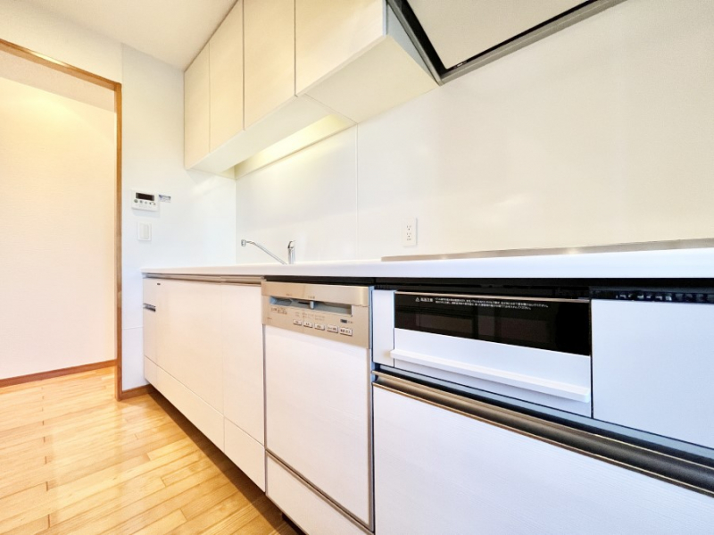 �L�b�`���@�������������I�ɁA�y�����I�V�X�e���L�b�`��