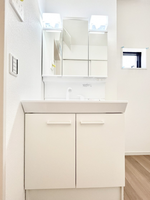 ���ʑ�E���ʏ��@���[�͂Ƌ@�\���ɗD�ꂽ���ʉ��ϑ�