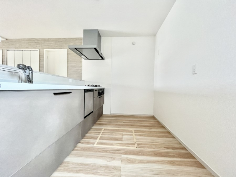 �L�b�`���@��Ƃ肠��L�b�`���ł͂��Ƒ��Ɗy�������������ł��܂��B