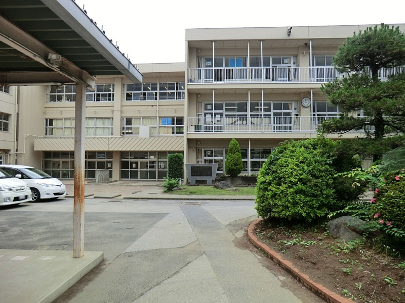 ���ӊ��@���w�Z 1462m �s���s���C���䒆�w�Z