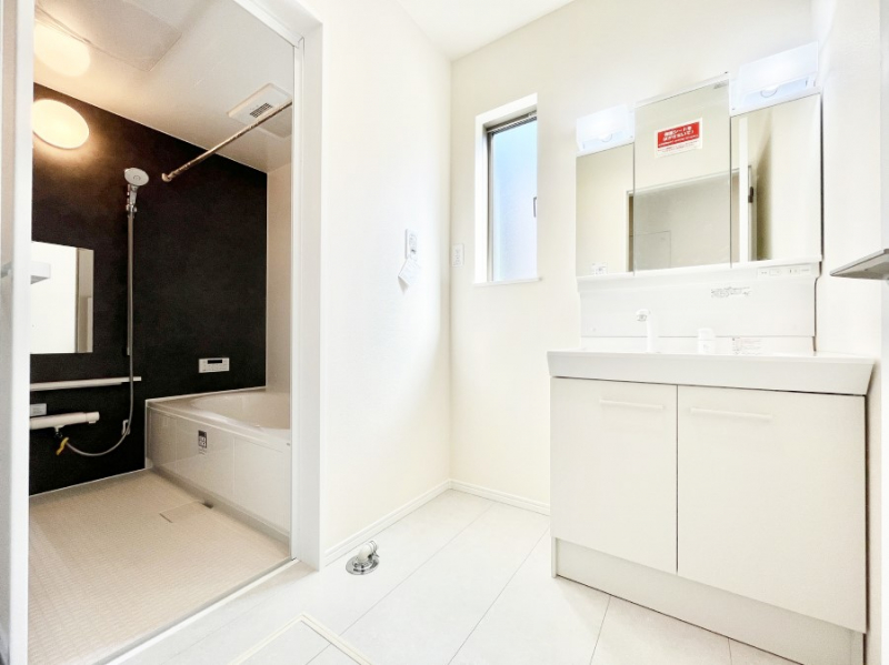 ���̑��@�������̂�����K��Ԃł��B�����̐g�x�x���C�����ǂ����g�������܂��B 