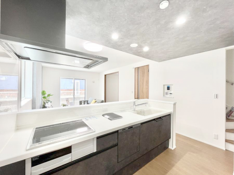 �L�b�`���@��Ƃ肠��L�b�`���ł͂��Ƒ��Ɗy�������������ł��܂��B