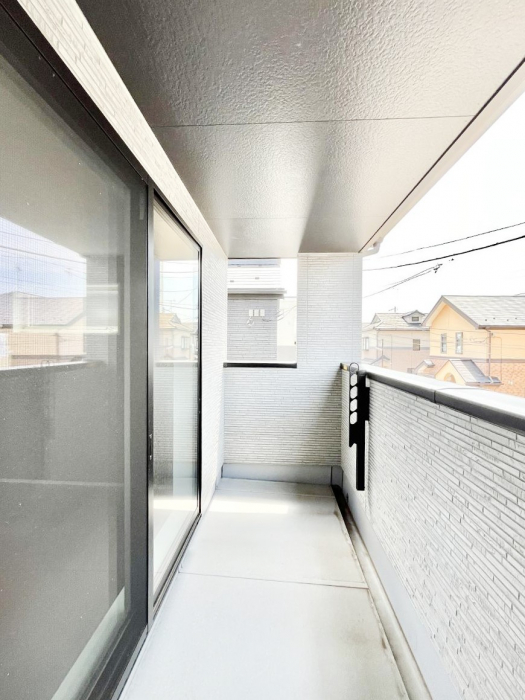 �o���R�j�[�@�㕔�ɉ������������Ă���̂ŋ}�ȉJ�̎��ɂ����S�ł��B 