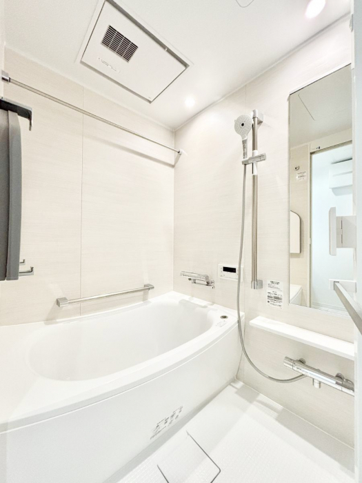 �����@����̔�������Ă���閾�邢�������̂���o�X���[��