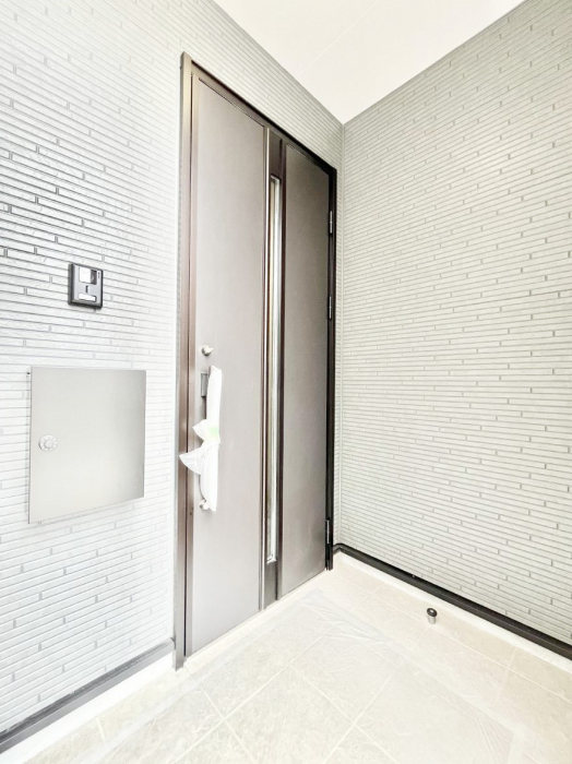 ���ց@�Z�܂��̊�����o����A���փh�A�B 