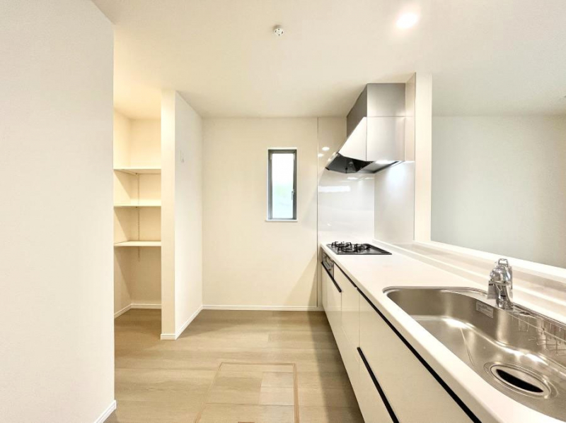 �L�b�`���@��Ƃ肠��L�b�`���ł͂��Ƒ��Ɗy�������������ł��܂��B