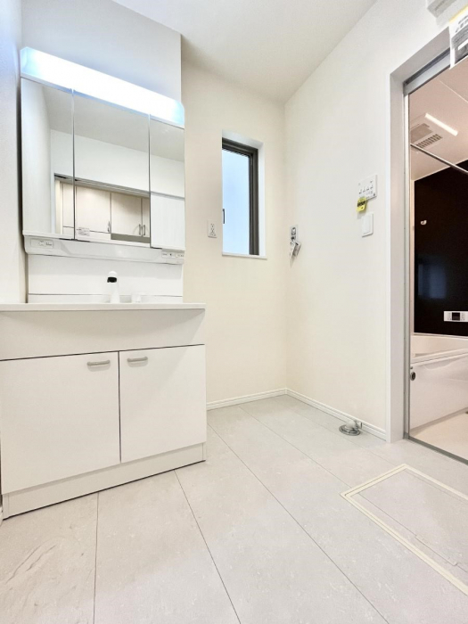 ���̑��@�������̂�����K��Ԃł��B�����̐g�x�x���C�����ǂ����g�������܂��B 