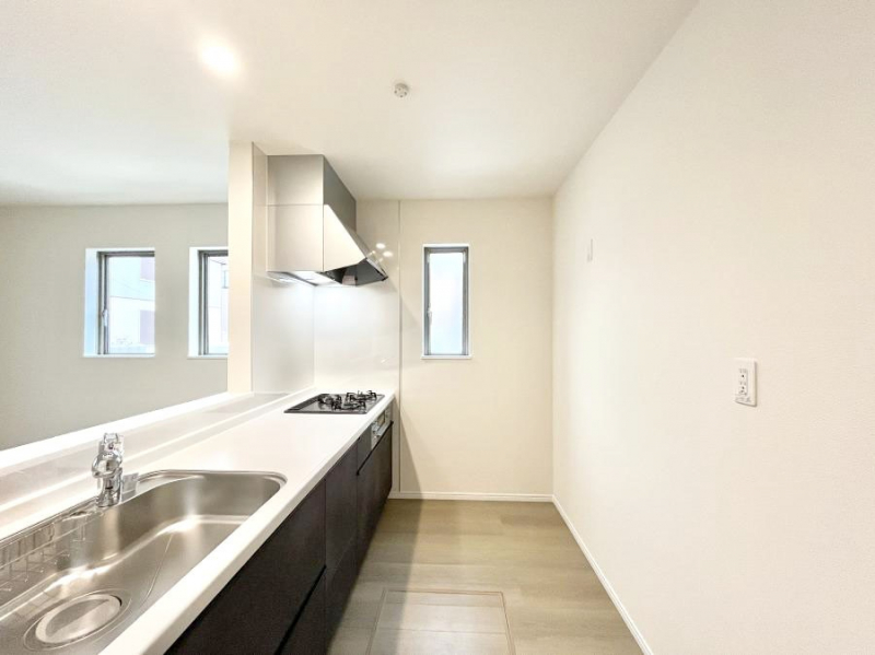 �L�b�`���@��Ƃ肠��L�b�`���ł͂��Ƒ��Ɗy�������������ł��܂��B