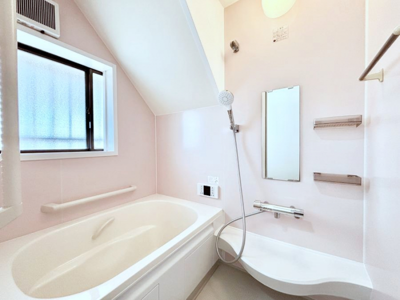 �����@����̔�����₷��؂ȃo�X�^�C���B�������Ƃ����C���y����Ŕ����Ƃ肽���ł��ˁI  