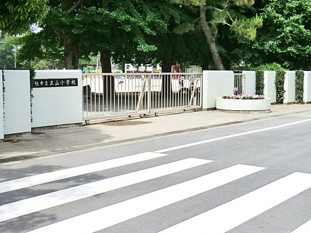 ���ӊ��@���w�Z 110m �D���s���O�R���w�Z