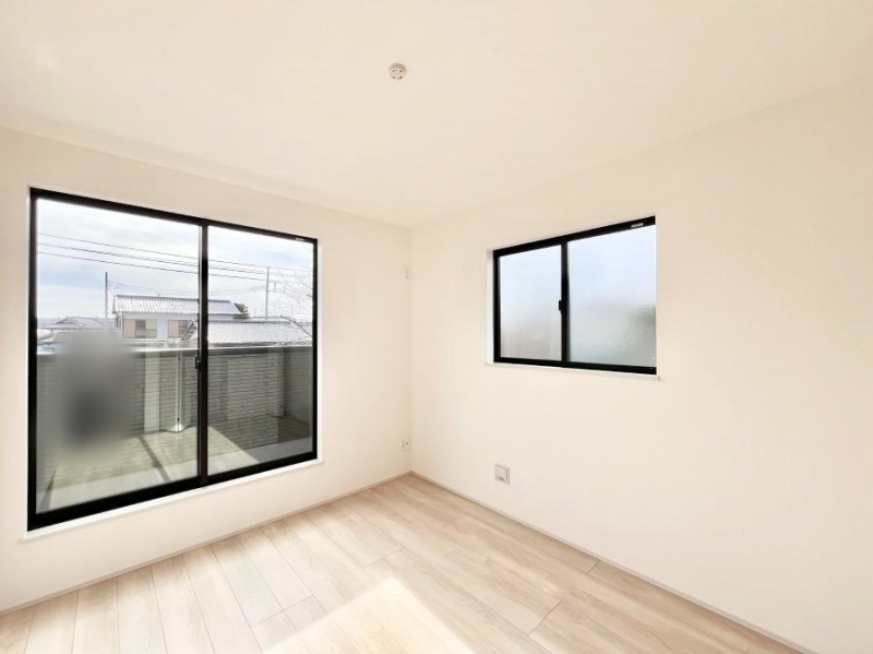 ���̑����ρ@2�ʍ̌����m�ۂ������邢��ԁB�Ƒ��݂�Ȃ����K�ȕ�炵����������݌v�ł��B