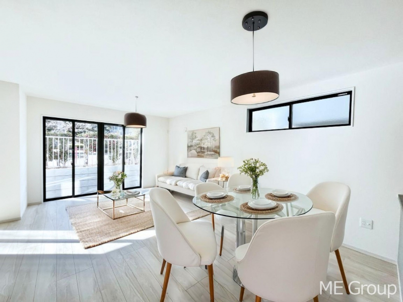 ���r���O�@�傫�ȑ����炽���Ղ�̗z���ƕ����������郊�r���O�@���Ƌ��CG�ł�  