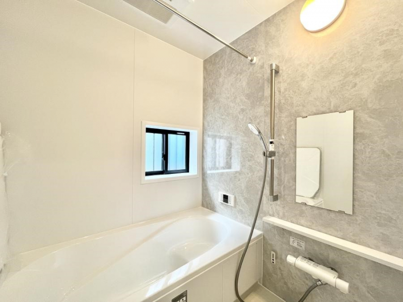 �����@����̔�����₷��؂ȃo�X�^�C���B�������Ƃ����C���y����Ŕ����Ƃ肽���ł��ˁI  