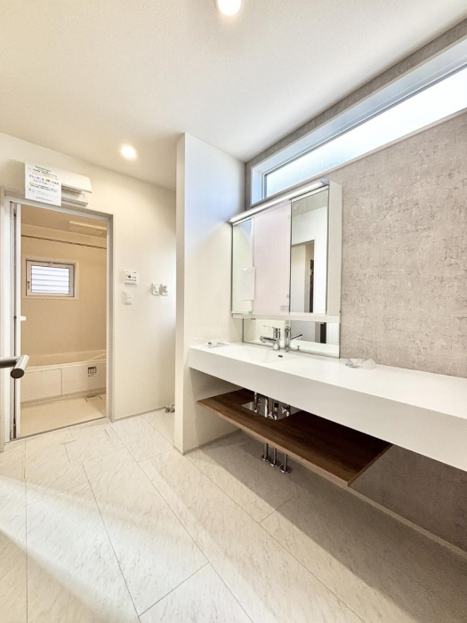 ���̑��@���������Ă���̂Ŏ��C�̑����ꏊ�ł����C���\���s���܂��B�����̐g�x�x���C�����ǂ��I