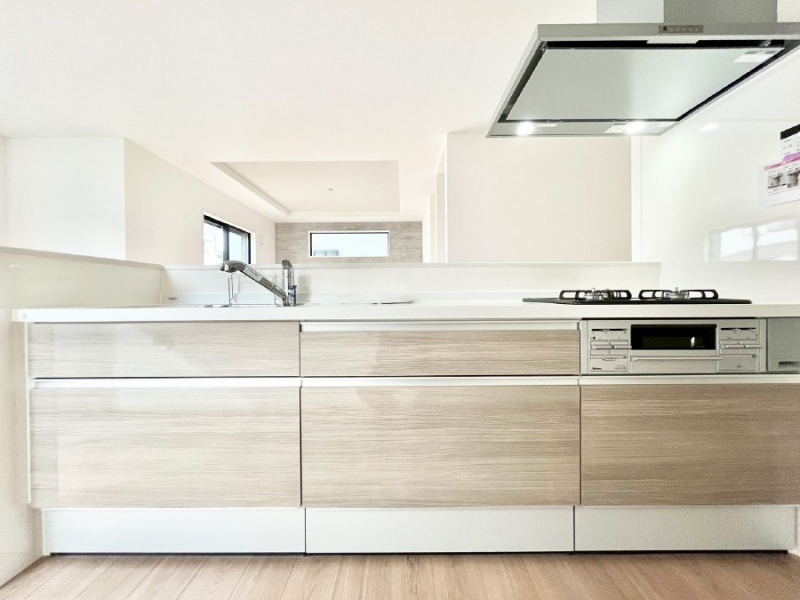 �L�b�`���@�������������I�ɁA�y�����I�V�X�e���L�b�`��