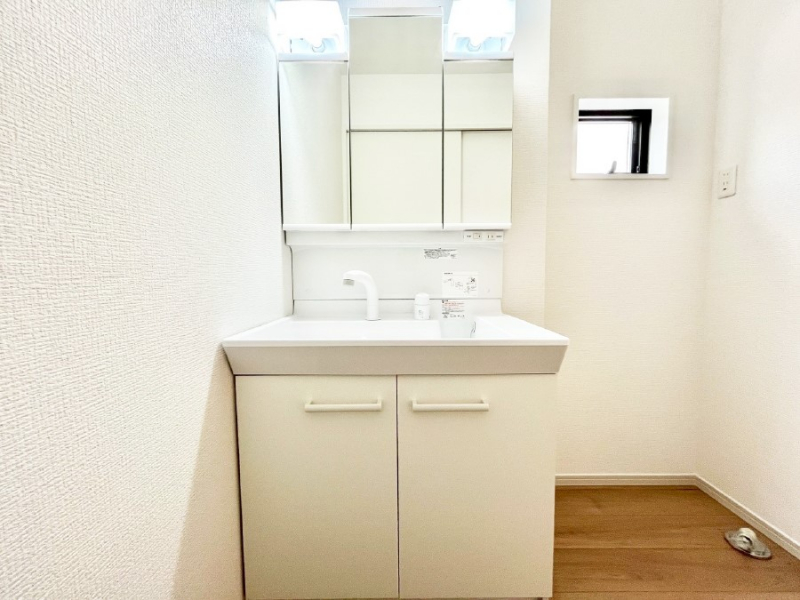 ���ʑ�E���ʏ��@���[�͂Ƌ@�\���ɗD�ꂽ���ʉ��ϑ�