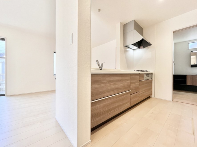 �L�b�`���@���������Ȃ��炲�Ƒ��Ƃ̉�b���y���߂�ΖʃJ�E���^�[�L�b�`��