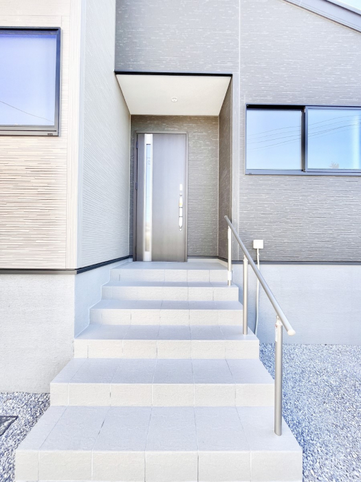 ���ց@�Z�܂��̊�����o����A���փh�A�B