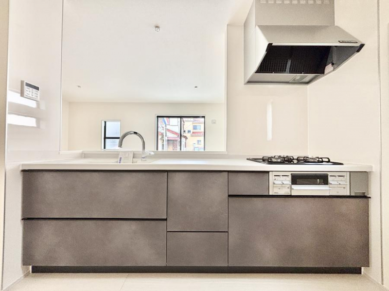 �L�b�`���@�������������I�ɁA�y�����I�V�X�e���L�b�`��  