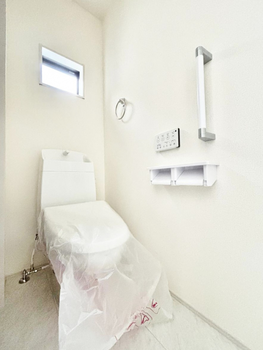 �g�C���@�g�C����1�K��2�K���ꂼ��ɔz�u����Ă��ĂƂĂ��֗��ł��B 